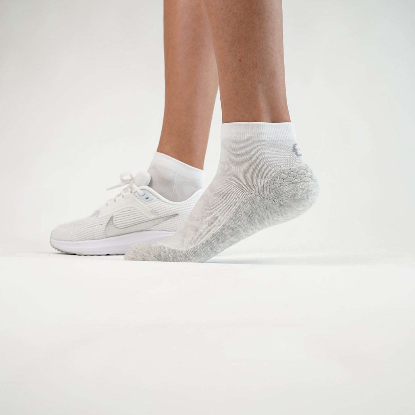 Quarter Cut Running Socks - FBSK03 - WHT - S - White - Small - FlipBelt Sweden