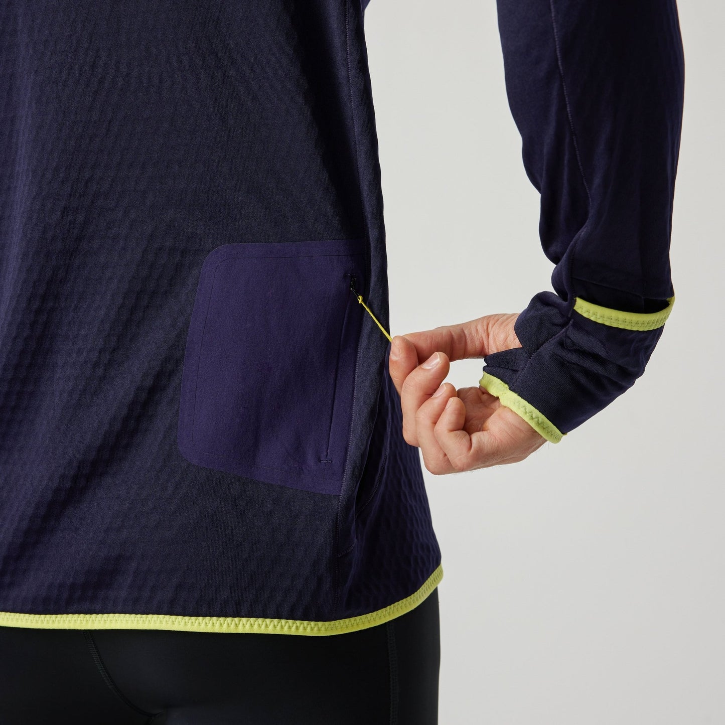 Men's Carbondale Half Zip Hoodie - FBMLH1-DRK-XS - Dark Knight - XS - FlipBelt Sweden