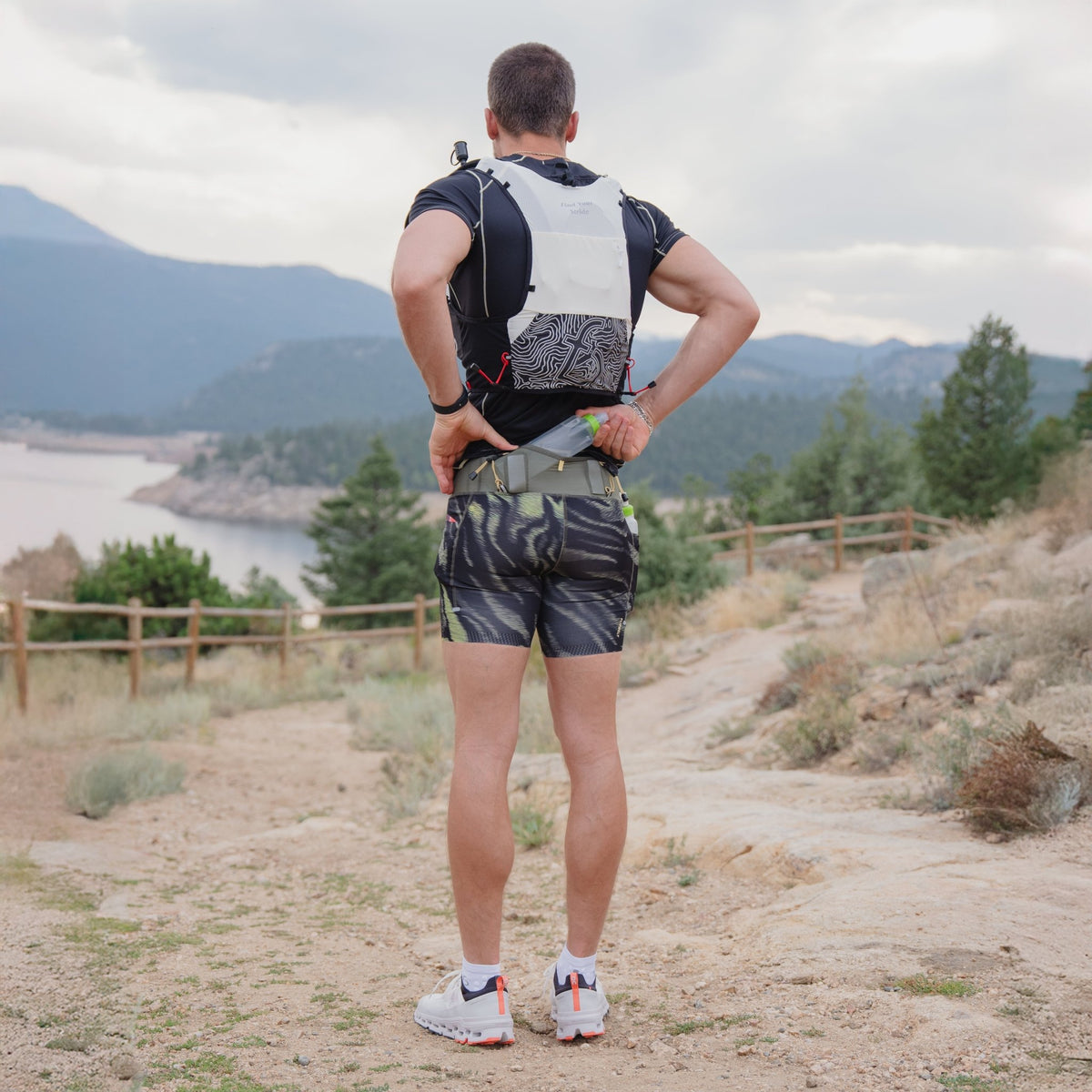 Men's Trail Run Compression Shorts - FBMCST-PNB-XS - Pinnacle Black - XS - FlipBelt Sweden