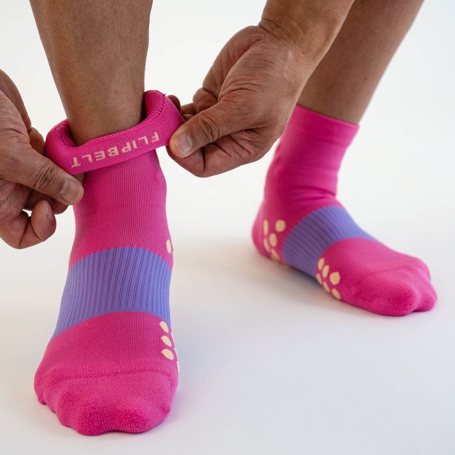 Performance Quarter Cut Socks - FBSK03-FLF-S - Flamingo Fizz - Small - FlipBelt Sweden