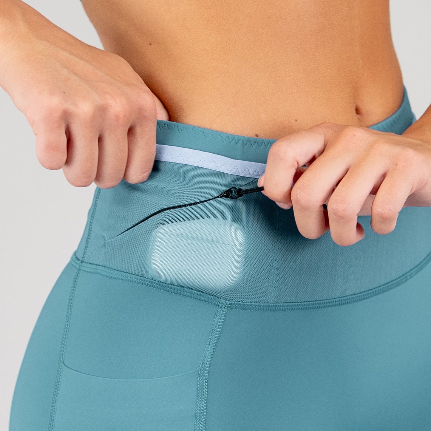 Women's Ouray Compression Short - FBCS35-GBL-XS - Glacier Blue - XS - FlipBelt Sweden